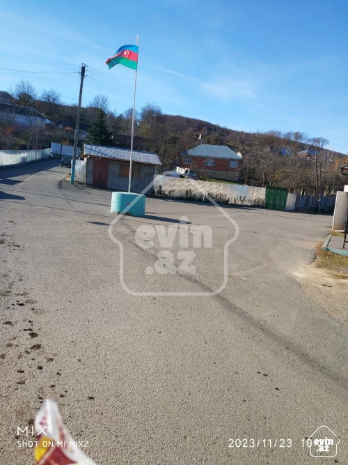 For sale Plot of land
                                                19,
                                                Ismailli ş.
 (10/11)