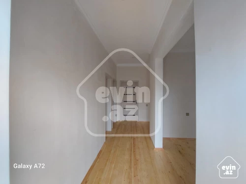 Satılır Ev/villa
                                                100 m²,
                                                Binə  (2/9)