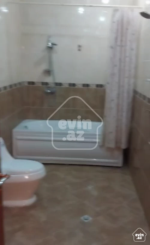 Satılır Ev/villa
                                                220 m²,
                                                Novxanı  (13/15)