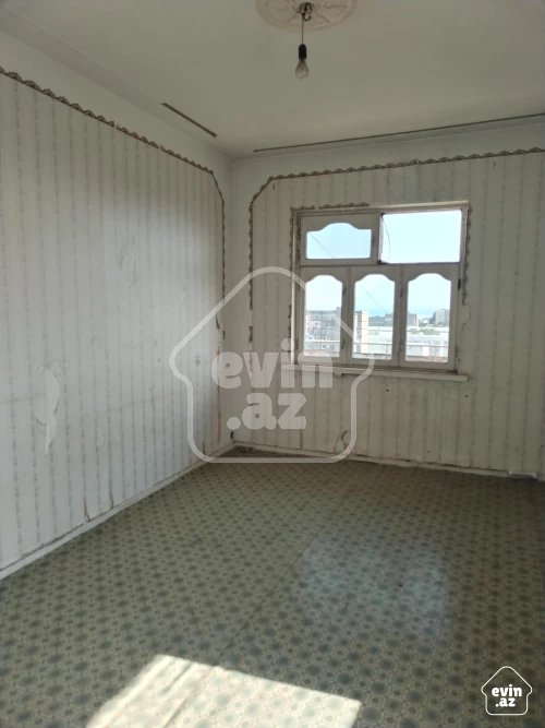 For sale Old building
                                                75 m²,
                                                Ahmedli m/s  (2/15)