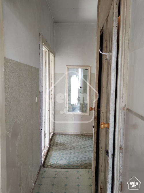 For sale Old building
                                                75 m²,
                                                Ahmedli m/s  (9/15)