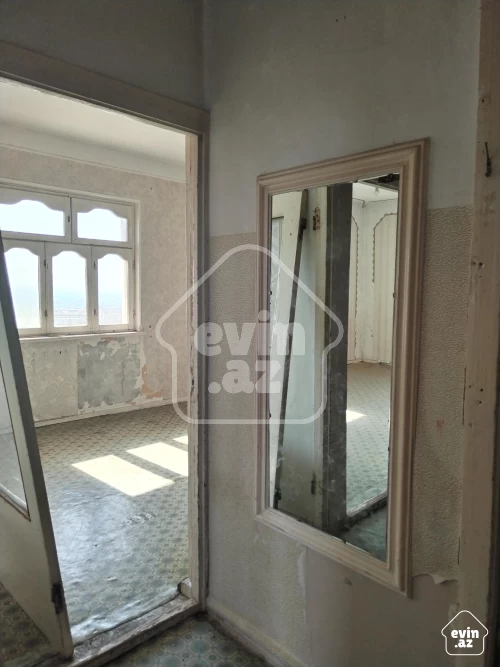 For sale Old building
                                                75 m²,
                                                Ahmedli m/s  (13/15)