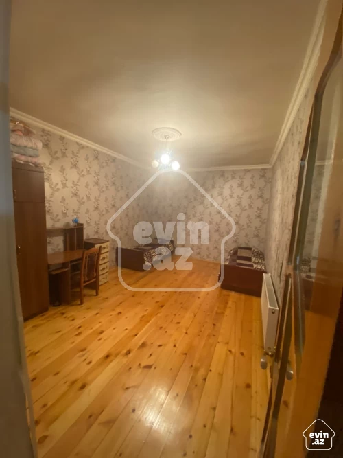 For sale House / villa
                                                750 m²,
                                                Buzovna  (13/17)