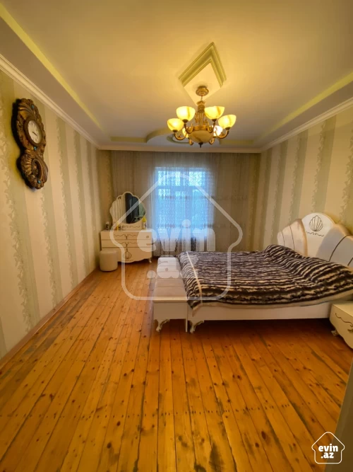 For sale House / villa
                                                750 m²,
                                                Buzovna  (4/17)