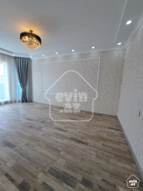 Satılır Ev/villa
                                                100 m²,
                                                Binə  (6/10)