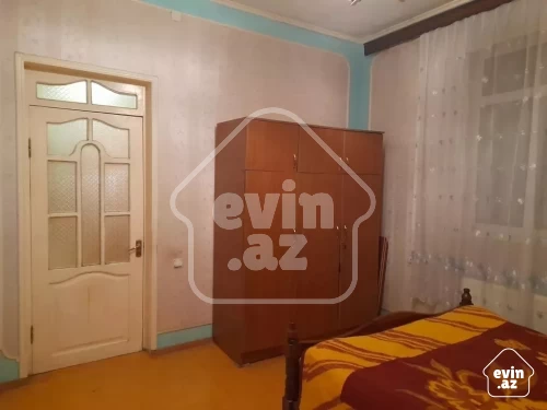 Satılır Ev/villa
                                                100 m²,
                                                Həzi Aslanov  (18/25)