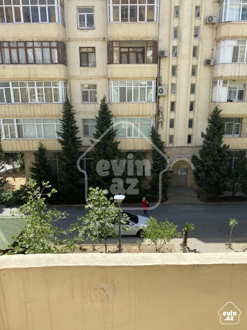 İcarə Yeni tikili
                                                150 m²,
                                                Xətai m/s  (11/13)