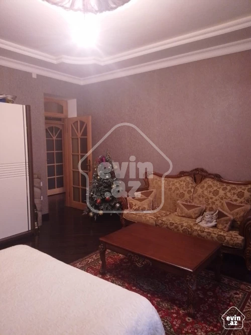 For sale House / villa
                                                430 m²,
                                                Buzovna  (9/24)
