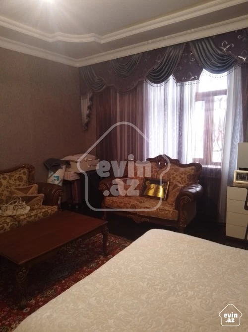 For sale House / villa
                                                430 m²,
                                                Buzovna  (8/24)