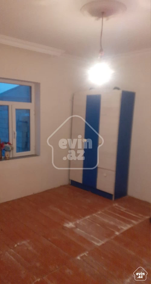 Satılır Ev/villa
                                                95 m²,
                                                Türkan  (2/10)