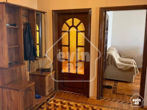 For sale Old building
                                                100 m²,
                                                New Yasamal  (12/23)