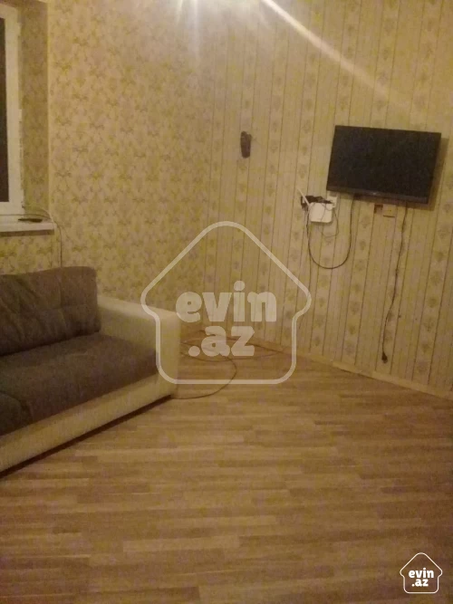 İcarə Ev/villa
                                                70 m²,
                                                Binəqədi  (3/7)