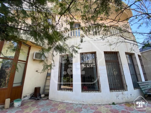 For sale House / villa
                                                250 m²,
                                                Bilajari  (14/30)