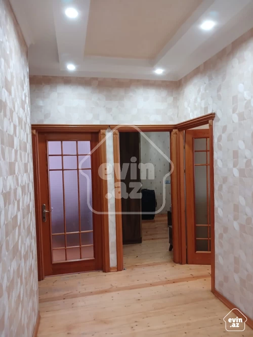 For sale Old building
                                                105 m²,
                                                New Yasamal  (15/19)