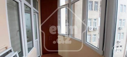 Satılır Yeni tikili
                                                140 m²,
                                                Elmlər akademiyası m/s  (21/27)