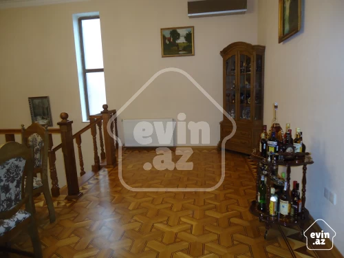 For sale House / villa
                                                330 m²,
                                                Hazi Aslanov  (5/5)
