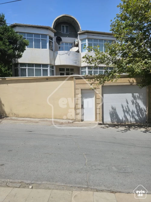 For sale House / villa
                                                390 m²,
                                                Memar Ajami m/s  (3/35)