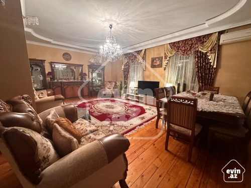 Rent House / villa
                                                150 m²,
                                                Bakikhanov  (15/24)