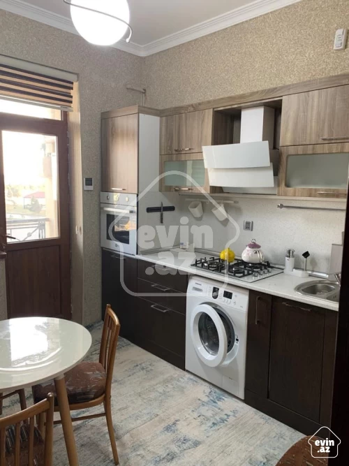 Rent New building
                                                68 m²,
                                                Bayil  (7/10)