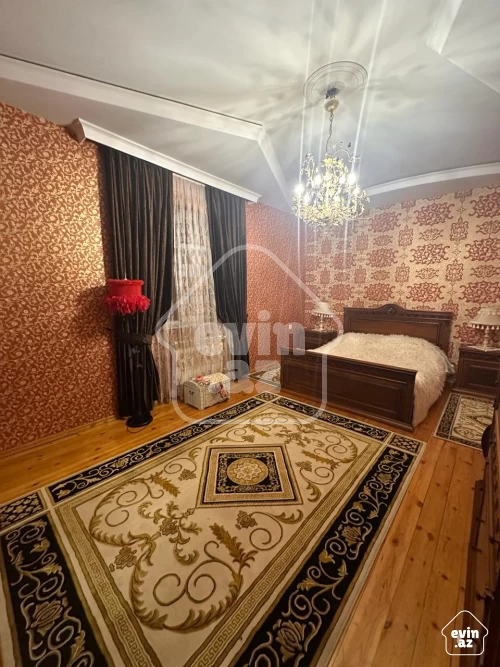 Rent House / villa
                                                150 m²,
                                                Bakikhanov  (23/24)