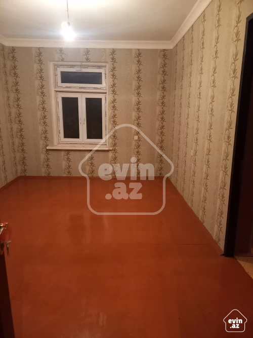 For sale Old building
                                                67 m²,
                                                Bina  (2/4)