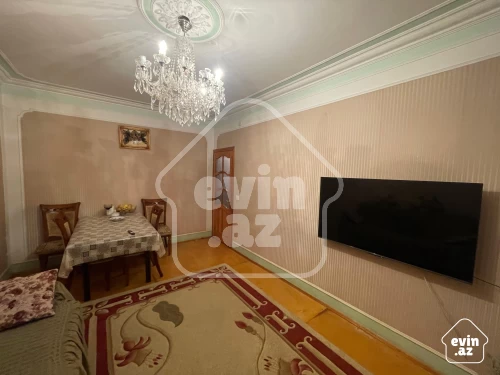 For sale Old building
                                                98 m²,
                                                New Yasamal  (2/14)