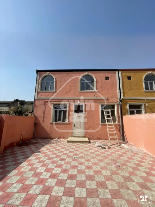 For sale House / villa
                                                240 m²,
                                                Khirdalan ş.
 (2/14)