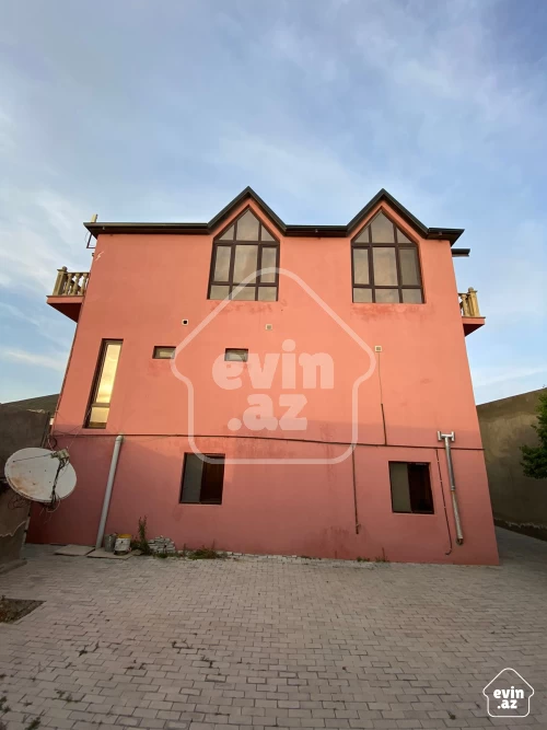 Satılır Ev/villa
                                                300 m²,
                                                Şüvəlan  (21/23)