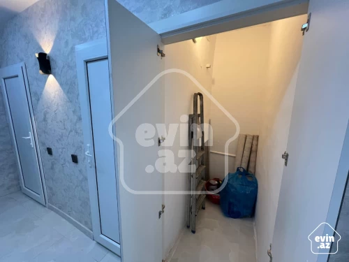 For sale Old building
                                                60 m²,
                                                Ahmedli m/s  (4/6)