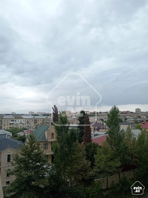 Rent New building
                                                90 m²,
                                                Bakikhanov  (2/9)
