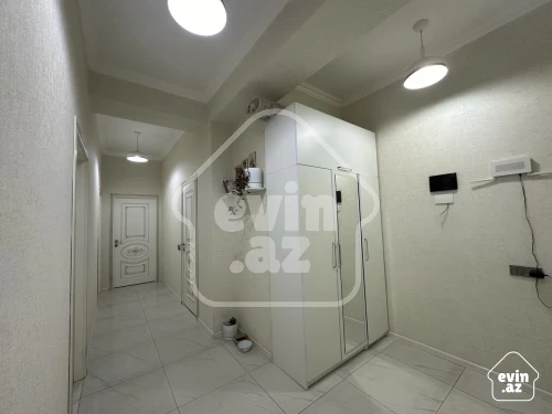 For sale New building
                                                70 m²,
                                                Yasamal  (6/12)