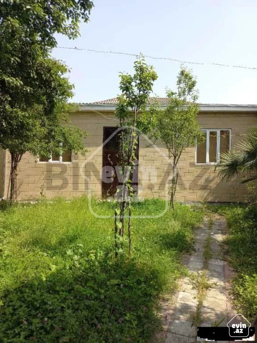 For sale House / villa
                                                140 m²,
                                                Balakan ş.
 (12/16)