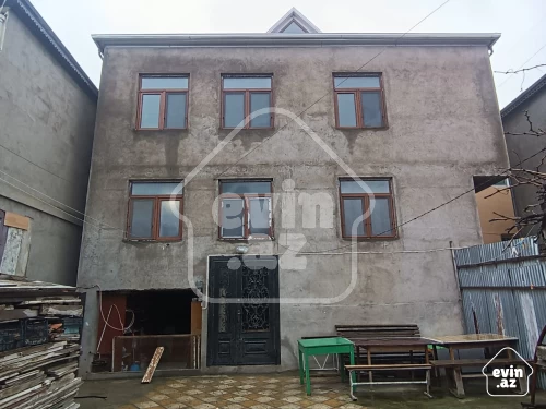 For sale Old building
                                                3 m²,
                                                Qarachukhur  (2/9)