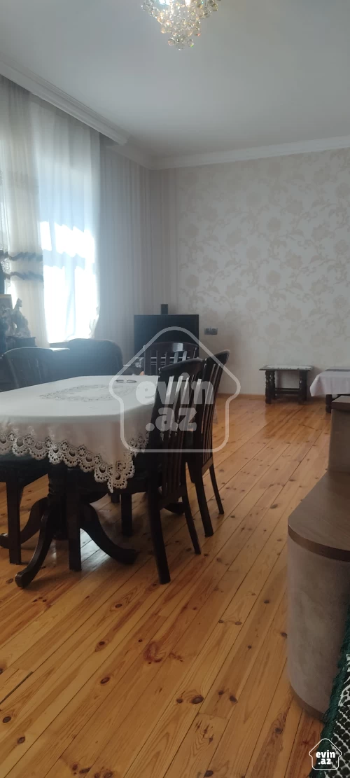 For sale House / villa
                                                150 m²,
                                                Qarachukhur  (43/50)