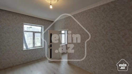 For sale House / villa
                                                100 m²,
                                                Khirdalan ş.
 (17/24)