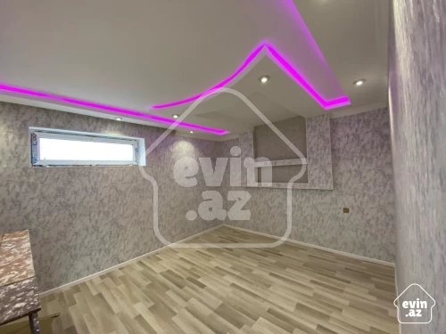 Satılır Ev/villa
                                                160 m²,
                                                Memar Əcəmi m/s  (18/22)