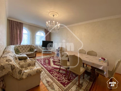 For sale House / villa
                                                280 m²,
                                                Bilajari  (13/29)