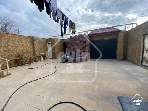 For sale House / villa
                                                280 m²,
                                                Bilajari  (28/29)