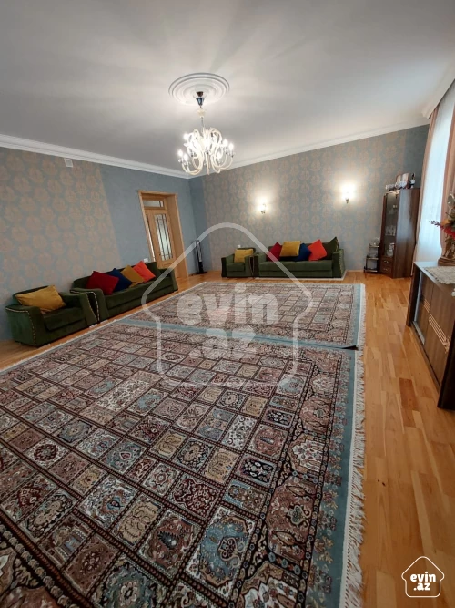 For sale House / villa
                                                650 m²,
                                                Quba ş.
 (9/10)